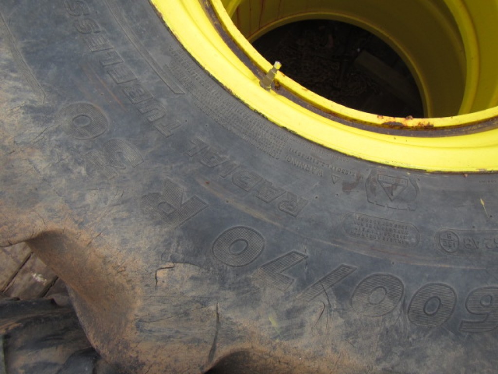 2x 710/70/42 + 2x 600/70/30 Michelin dual wheels, C/W clamps and eyes