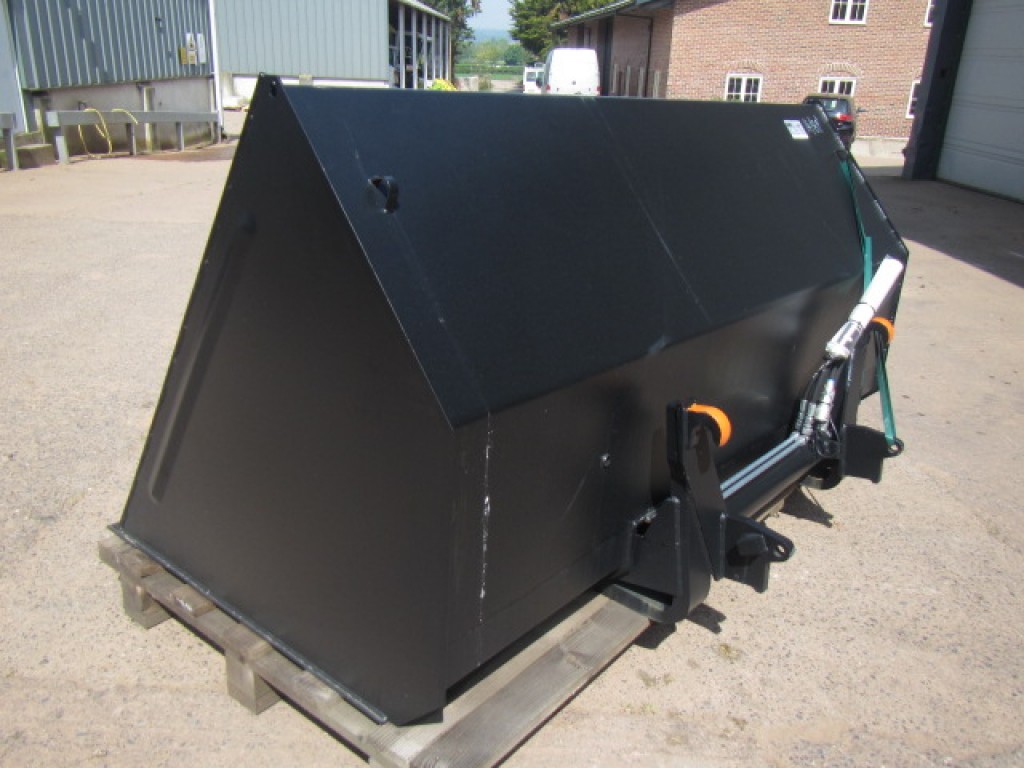 Quicke 230 High Tip bucket, new, Euro brackets