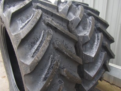 2x new 650/65/42 BKT tyres