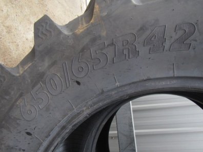 2x new 650/65/42 BKT tyres