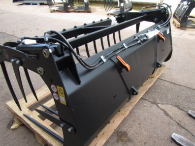1x Quicke 230 Silograb, Euro brackets with hydraulic hoses