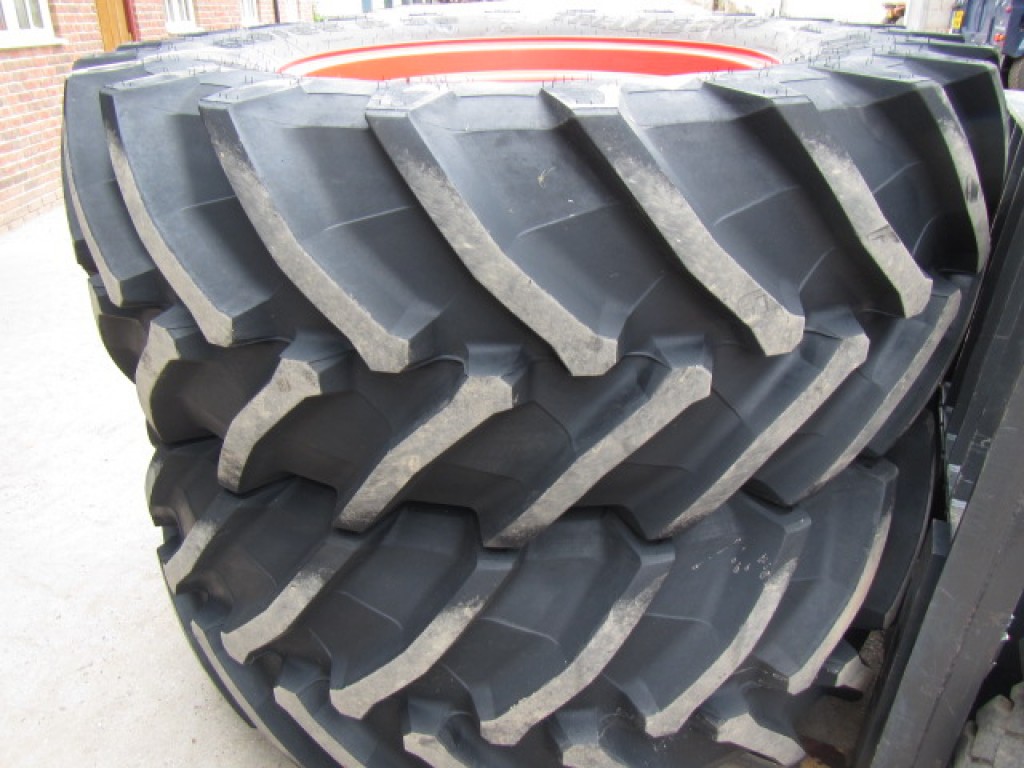 2 x 650/65/38 + 2 x 540/65/28 Trelleborg tyres, to fit Fendt 516, as new