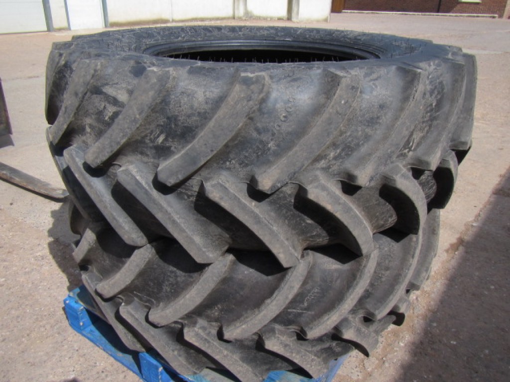2x Goodyear 480/70/30 tyres 70%