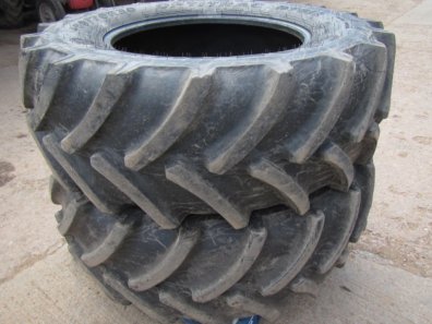2x Goodyear 480/70/30 tyres 70%