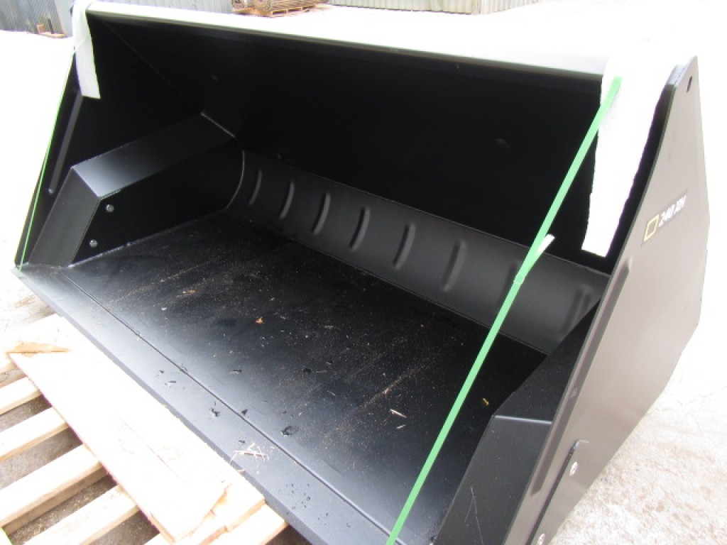 new Quicke 240 XH toe tip bucket, Euro brackets