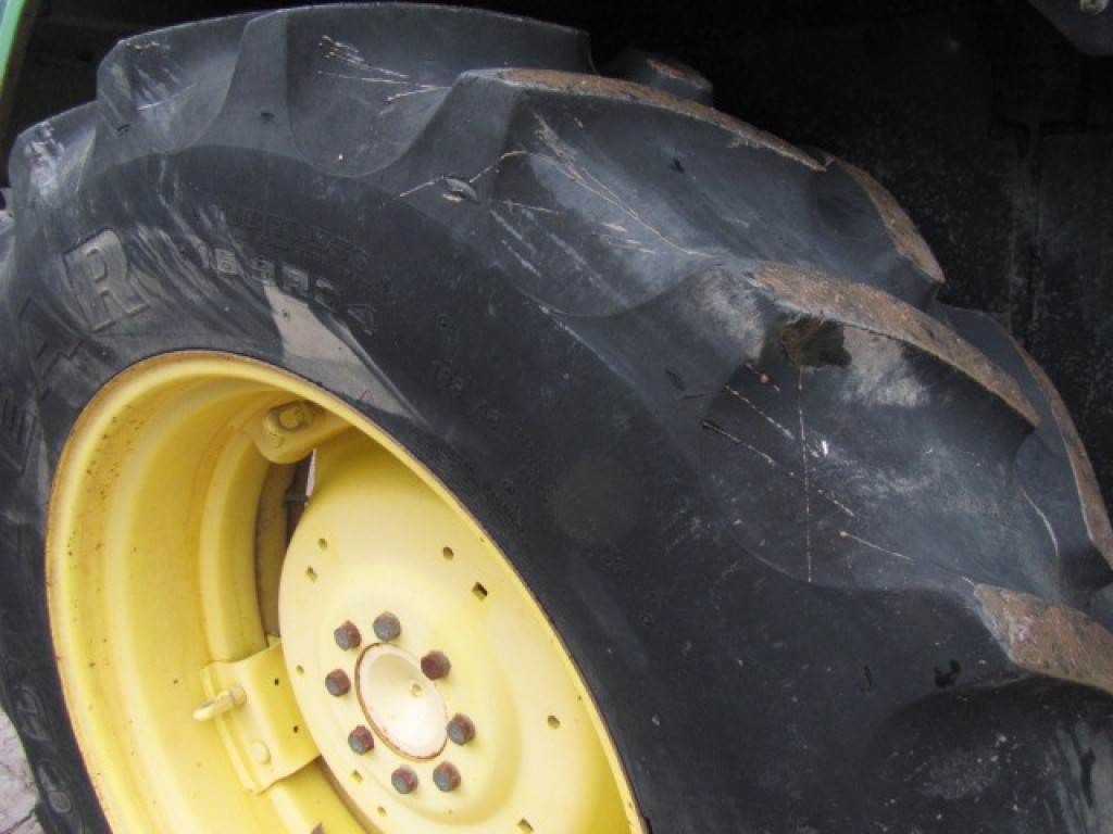 2x 16.9/34 + 2x 13.6/24 Goodyear Super Traction Radial 50% tyres