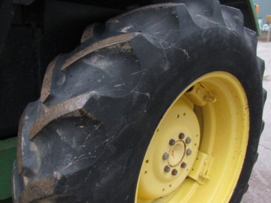 2x 16.9/34 + 2x 13.6/24 Goodyear Super Traction Radial 50% tyres