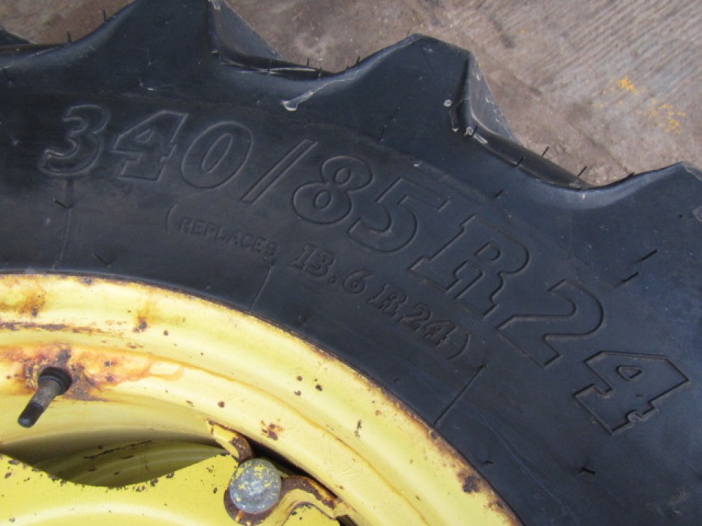 2x 13.6/24 BKT Agrimax 90% tyres, fitted to John Deere wheels