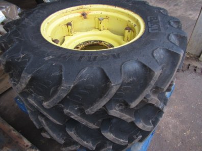 2x 13.6/24 BKT Agrimax 90% tyres, fitted to John Deere wheels