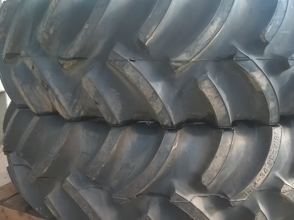 2x Titan (Goodyear) 18.4/34 new tyres