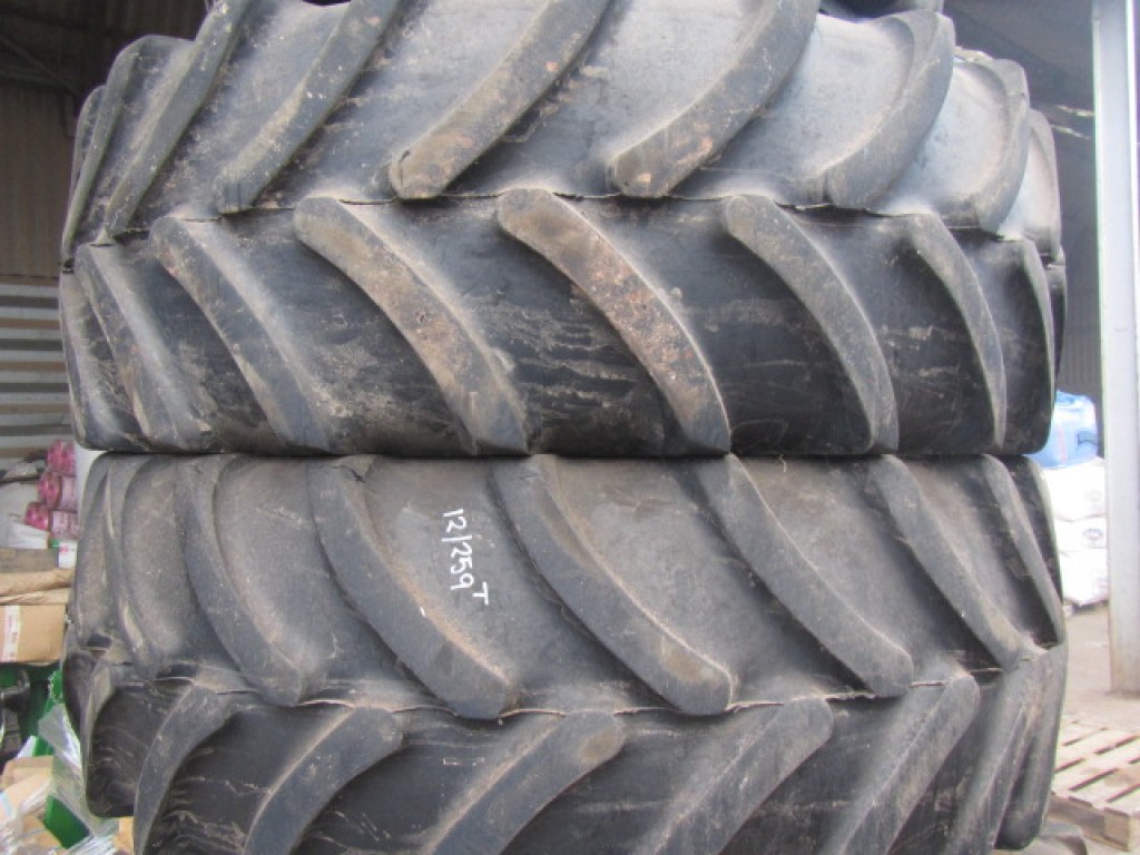 2x 600/65/38 + 2x 480/65/28 Firestone tyres 40-50%