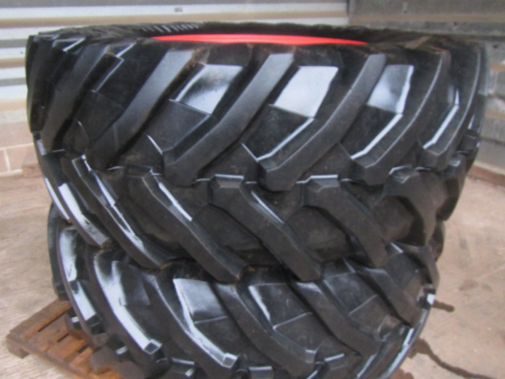 2x Trelleborg 650/65/38 50-60% tyres, fitted to Fendt wheels