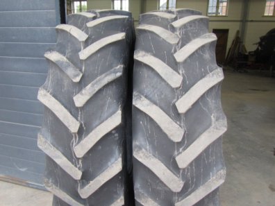 2x 18.4/38 Goodyear Super Traction Radial tyres