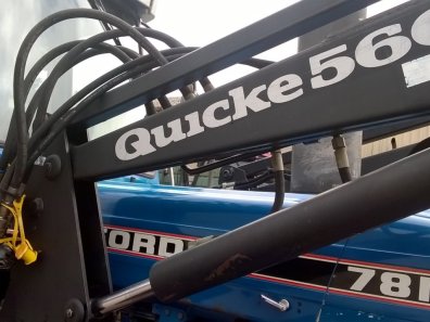 Quicke 560 loader, to fit Ford 7810, joystick control, soft ride, complete with brackets and valve