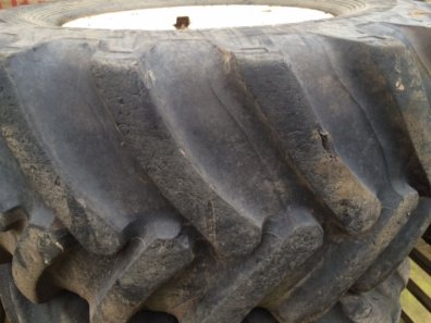 Redrock 500 wheel and tyre, 600/65/28 tyre