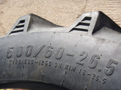 2x 650/60/38 + 2x 500/60/26.5 Trelleborg tyres, fitted to John Deere wheels
