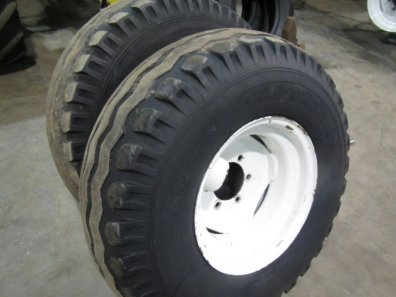 2x front tractor wheels for 2WD tractor