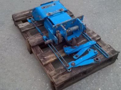 Ford pick up hitch, to fit 7810 tractor