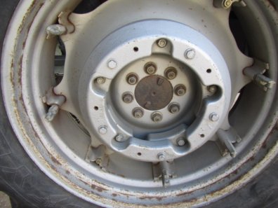 4x Massey Ferguson rear wheel weights