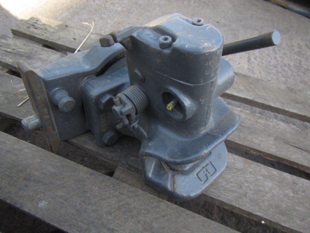 Fendt Euro ladder hitch and drawbar