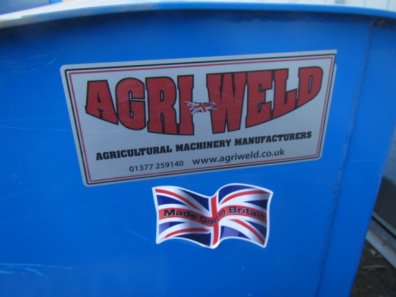Agriweld 800kg weight, tool box, to fit New Holland weight carrier and beacon