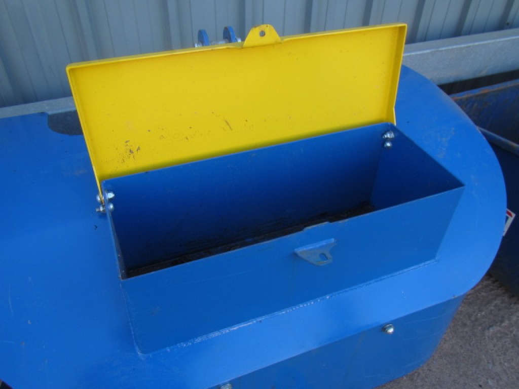 Agriweld 800kg front weight, C/W toolbox and three point linkage