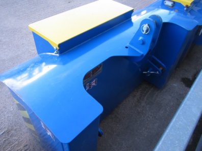 Agriweld 800kg front weight, C/W toolbox and three point linkage