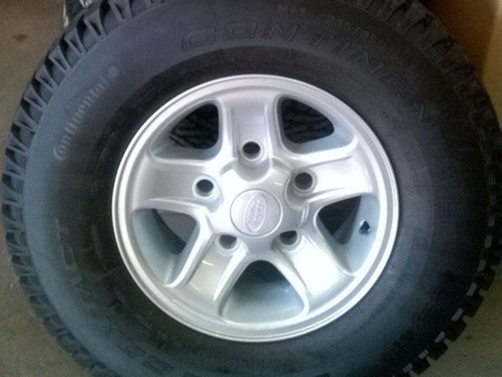5x 2016 Land Rover Boost alloy wheels, 2016, Continental 235/85/16 tyres, delivery mileage only