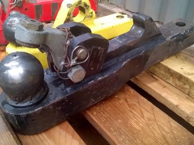 Scharmuller heavy duty ball hitches, to fit Dromone, Bill Bennet, Case, New Holland and John Deere hitches, little use