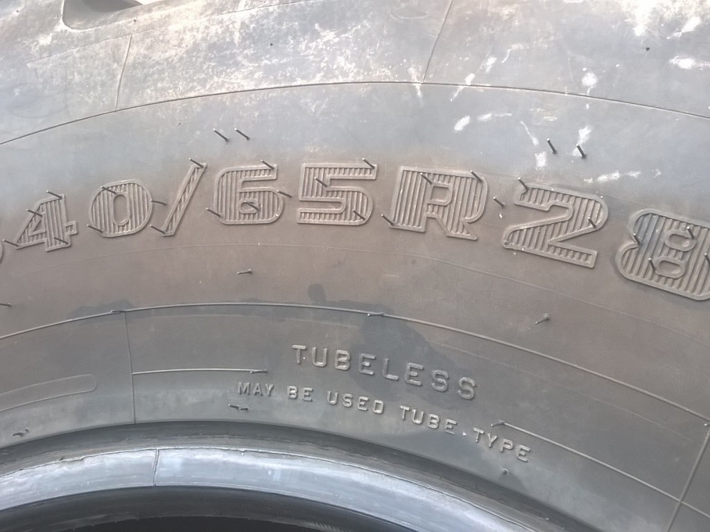 2x 540/65/28 35% Firestone tyres