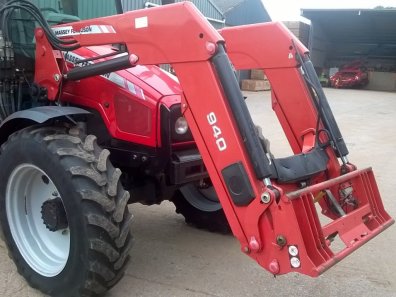 Massey Ferguson 940 loader boom, 2008, Euro carriage