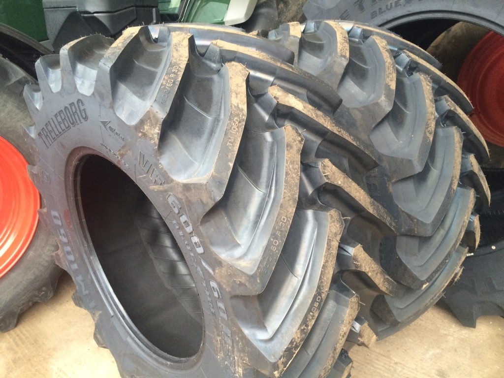 2x 710/60/42 + 2x 600/60/30 new Trelleborg tyres