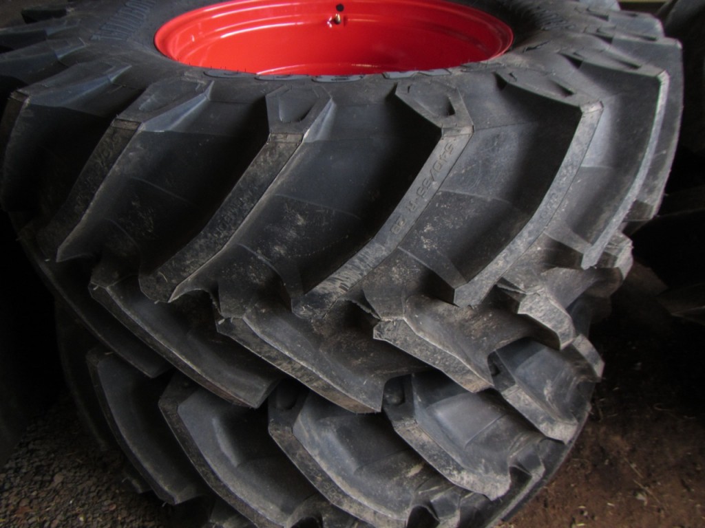 2x 650/65/38 + 2x 540/65/28 new Trelleborg tyres, fitted to Fendt 716 wheels