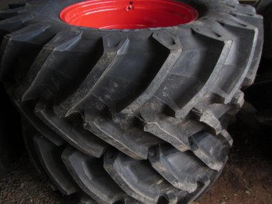 2x 650/65/38 + 2x 540/65/28 new Trelleborg tyres, fitted to Fendt 716 wheels