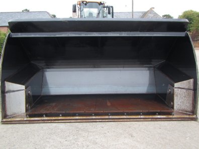 BAC high tip bucket, 2014, very little work