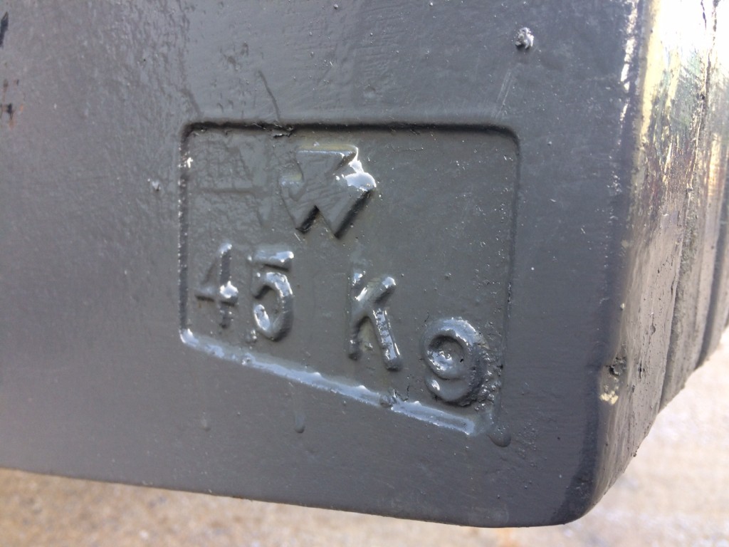Massey Ferguson 500 kg weight block, 3 point linkage carrier