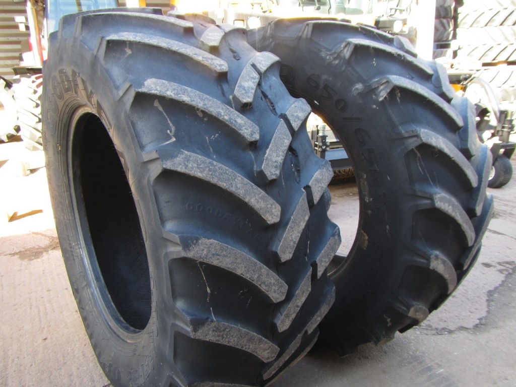 2x 650/65/38 Goodyear tyres 25%