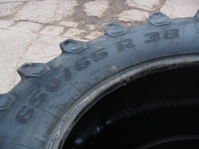 2x 650/65/38 70% + 2x 540/65/28 60% Trelleborg tyres