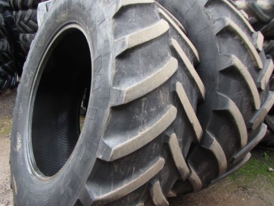 2x 600/65/38 Michelin tyres 35%
