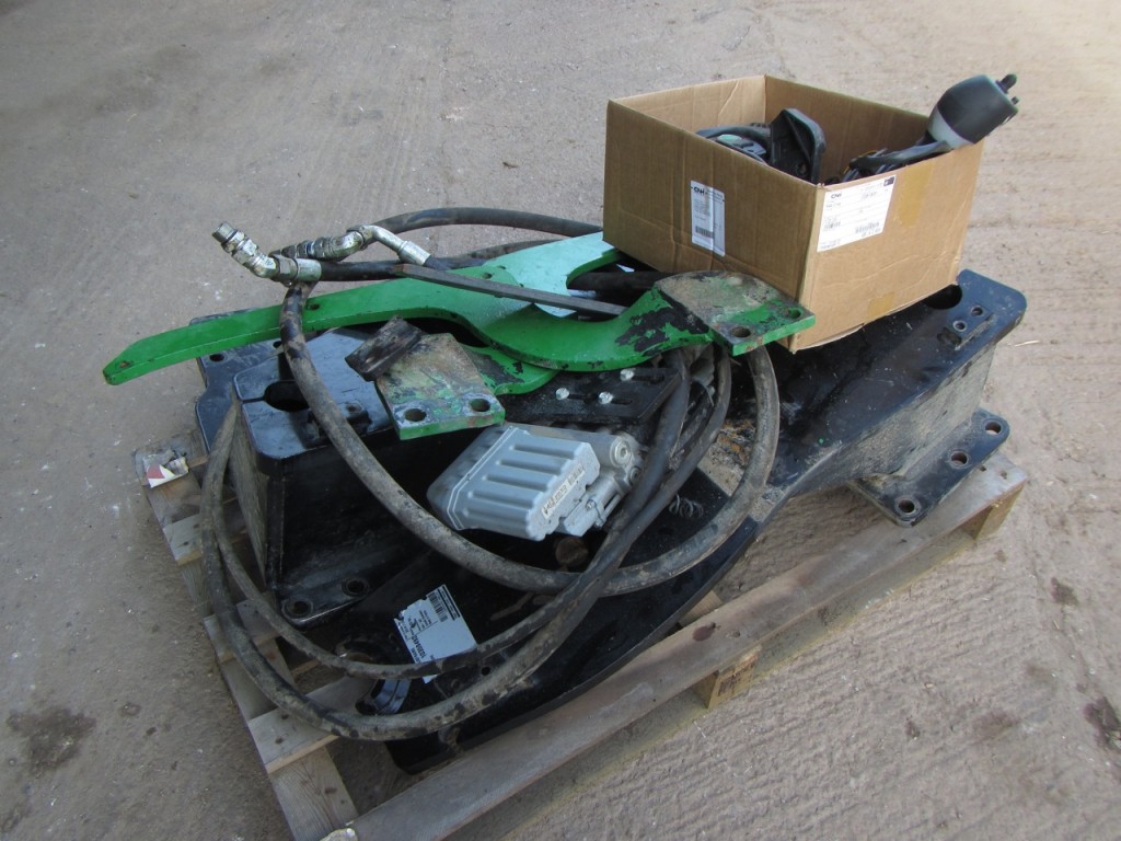 Quicke Q66 loader, C/W JD brackets and Easy Drive electric joystick to fit 6630/6830/6930, third service, soft drive, multi docking, JCB Q-Fit  carriage (the carriage can be changed to a standard Euro carriage)