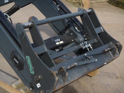 Quicke Q66 loader, C/W JD brackets and Easy Drive electric joystick to fit 6630/6830/6930, third service, soft drive, multi docking, JCB Q-Fit  carriage (the carriage can be changed to a standard Euro carriage)
