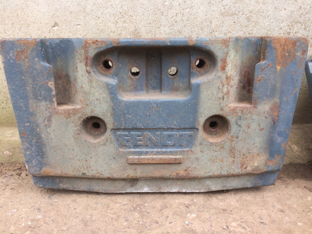 Fendt base weight
