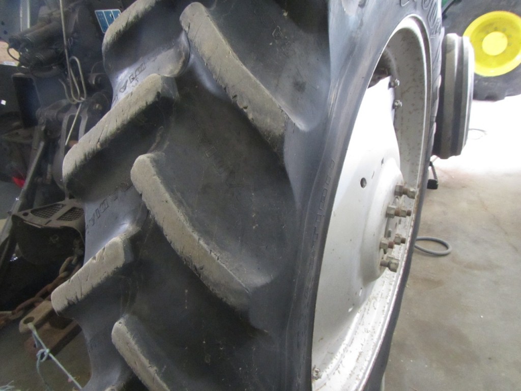 13.6/38 Goodyear Super Traction Radial tyres 75%, fitted to Massey Ferguson wheels