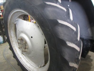 13.6/38 Goodyear Super Traction Radial tyres 75%, fitted to Massey Ferguson wheels
