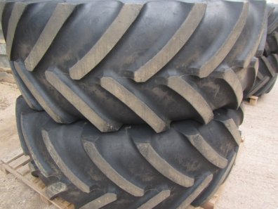 650/75/38 40% + 600/65/28 35% Michelin tyres, fitted to Fendt rims