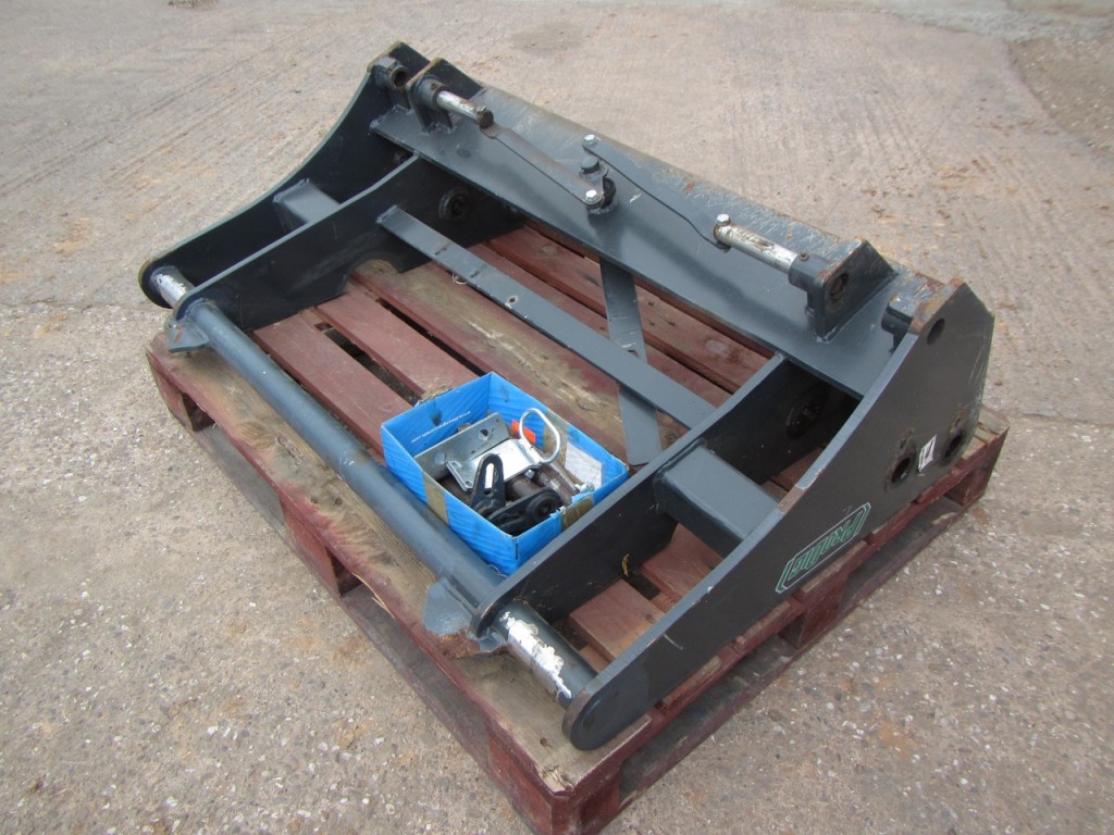 Pro Dig JCB Q-fit carriage to fit Quicke loaders