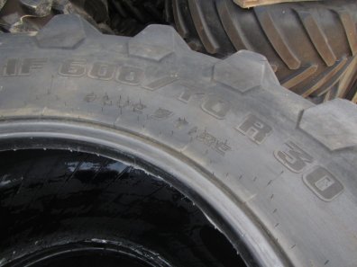 4x 600/65/30 Trelleborg TM1000 High Power tyres 25-30%
