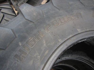 4x 600/65/30 Trelleborg TM1000 High Power tyres 25-30%