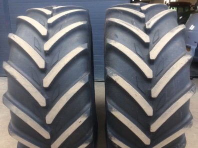 2x 650/60/38+ 2x 520/60/28 Michelin tyres 60%