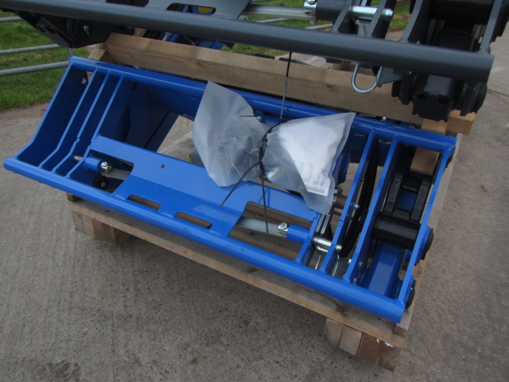 Quicke Q76 loader, new, soft drive, third service, Euro carriage